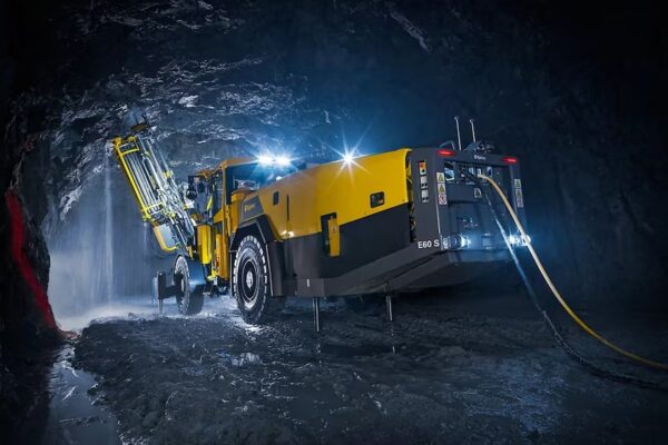 mina cobre subterránea undreground copper mine